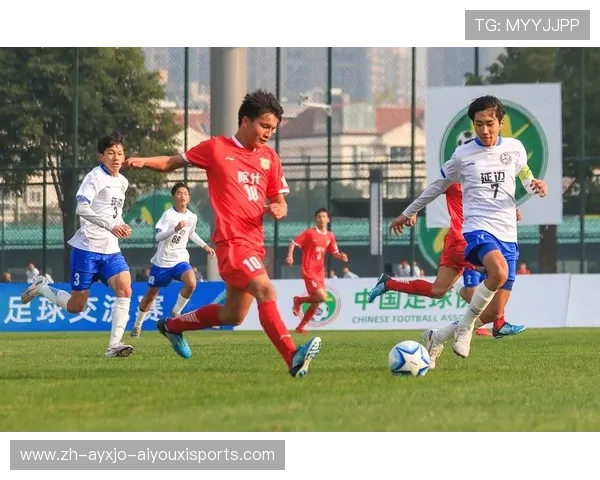 足球青训与CBA选秀制度对青少年体育选择的双向启示与发展路径探讨